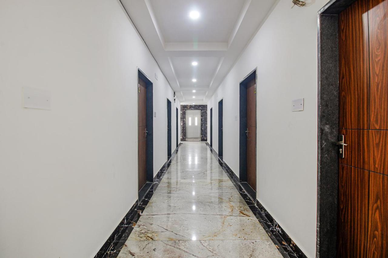 Fabhotel W Grand Suites - Nr Lanco Hills, Manikonda Haydarabad Dış mekan fotoğraf