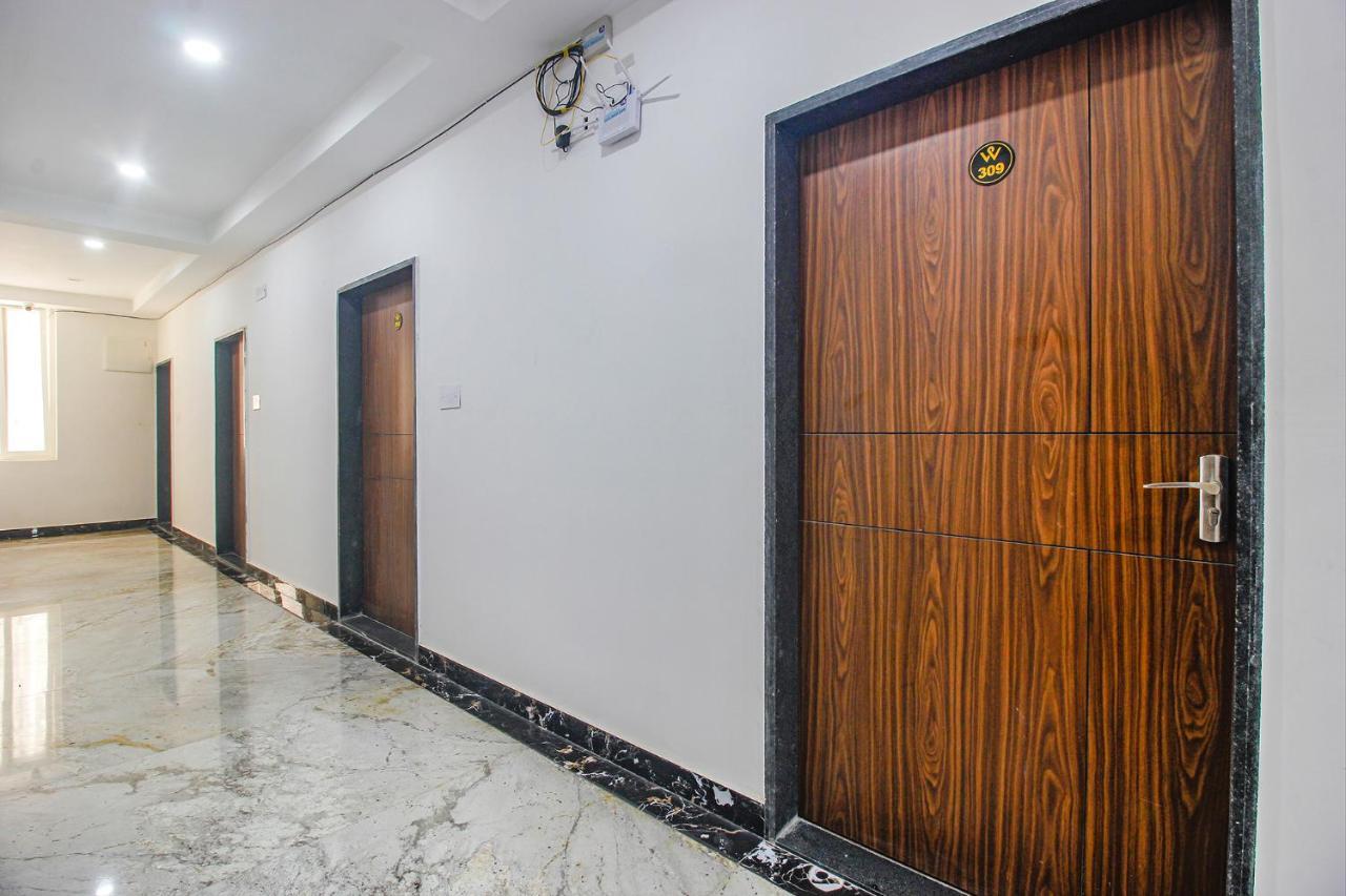 Fabhotel W Grand Suites - Nr Lanco Hills, Manikonda Haydarabad Dış mekan fotoğraf