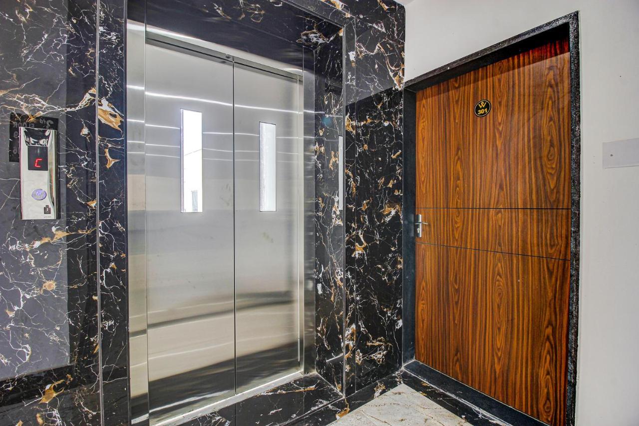Fabhotel W Grand Suites - Nr Lanco Hills, Manikonda Haydarabad Dış mekan fotoğraf